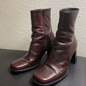 Kenneth Cole boots